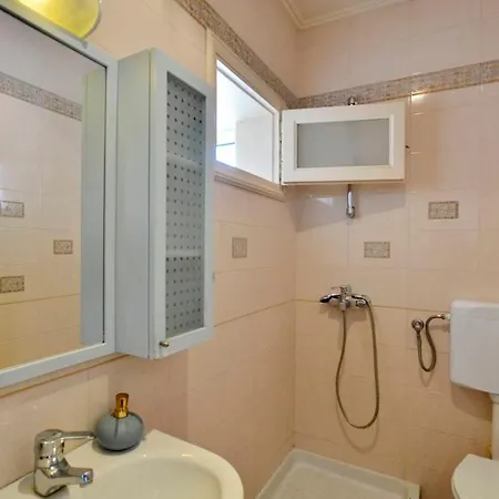 Durrell Corfu Strawberry-pink Villa